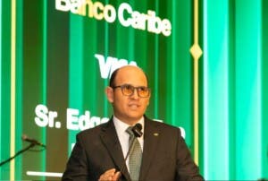 Banco Caribe celebra logros con evento memorable y alianzas clave