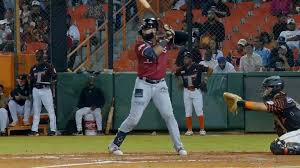 Nomar Mazara conecta jonrón en el octavo