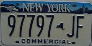Estado NY deberá revocar licencias comerciales a conductores sin status legal