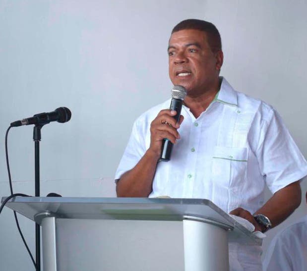 En Santiago: Aumentan pasaje del transporte urbano por Nochebuena