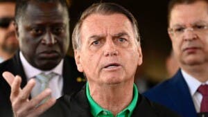 Jair Bolsonaro enfrenta veto a ley que reduce su condena tras golpe de Estado en Brasil