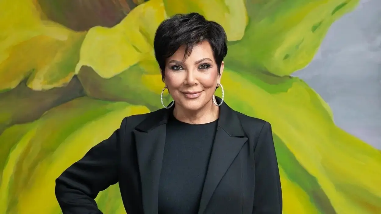 Kris Jenner revela que su nariz es «lo único real» después de su lifting facial en París