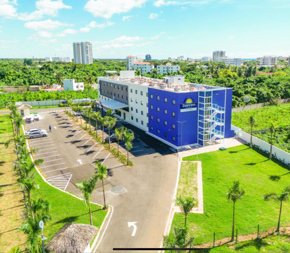 Apertura Days Inn by Wyndham un hito clave en Visión 2030 para el turismo regional