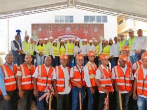 Gobierno lanza “Navidad en las Aulas 24/7” para intervenir más de 250 centros educativos