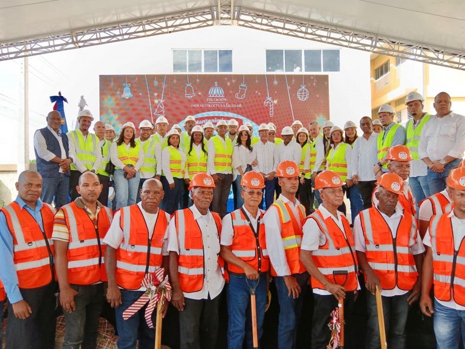 Gobierno lanza “Navidad en las Aulas 24/7” para intervenir más de 250 centros educativos