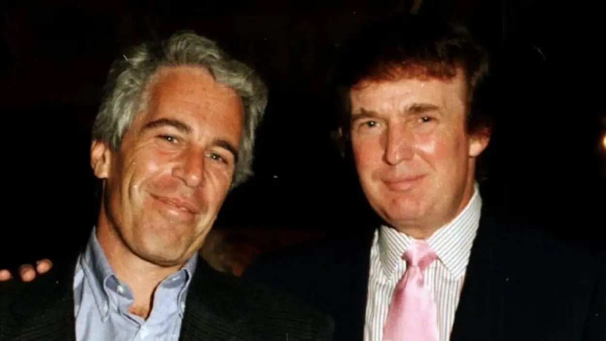 FBI dice que la carta firmada por «J. Epstein» con supuestas referencias a Trump es falsa