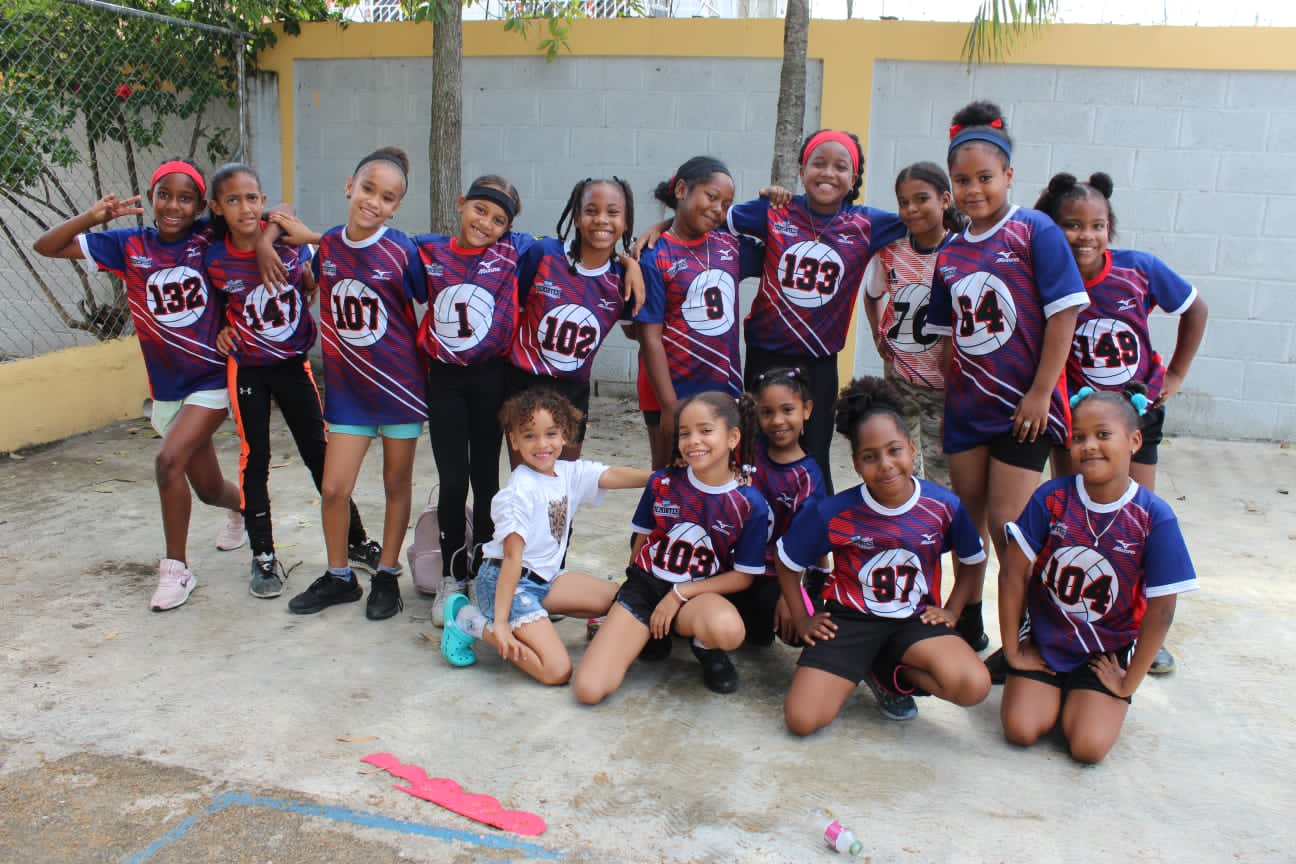 Academia MC Deportes realiza premiación de su Torneo de Voleibol Navideño 2025