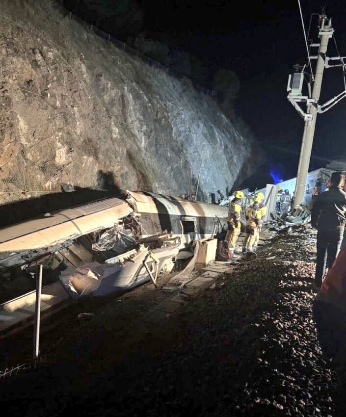 Accidente ferroviario deja 39 muertos en España: Sánchez promete claridad