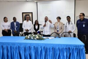 Nuevo director del SNS, Julio Landrón, asegura dejó superávit de RD$300 MM en Ney Arias Lora