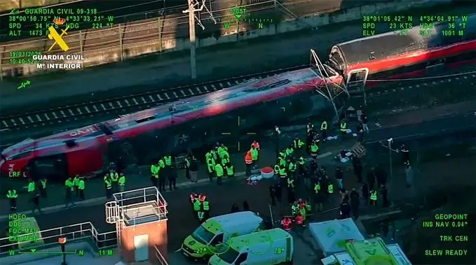 Accidente ferroviario deja 39 muertos en España: Sánchez promete claridad
