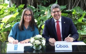 PNUD y Asociación Cibao firman acuerdo para impulsar inclusión financiera