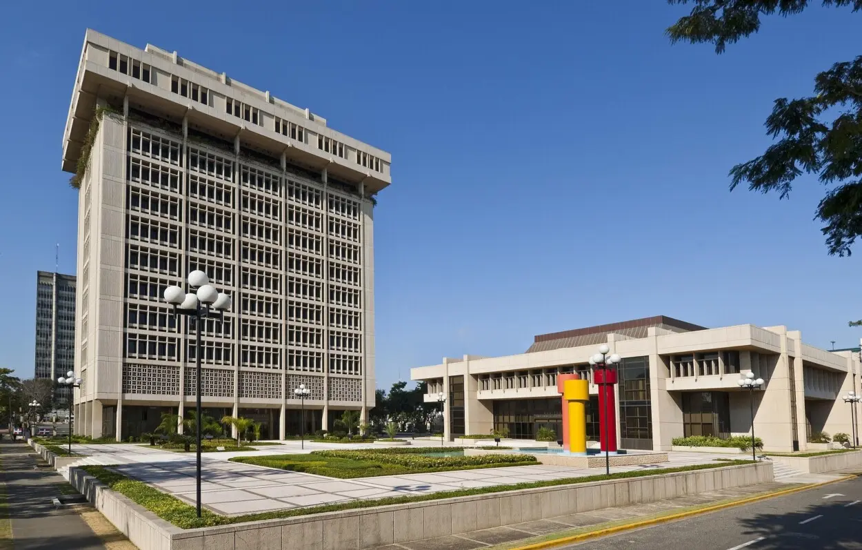 Inflación subió 0.8 % en diciembre