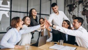 Trabajadores privados lideran acceso créditos