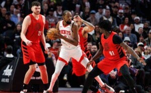 Kevin Durant: “Estar entre los grandes es un honor”