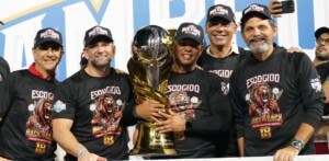 Ramón Santiago dirigió magistralmente; los jugadores lo elogian