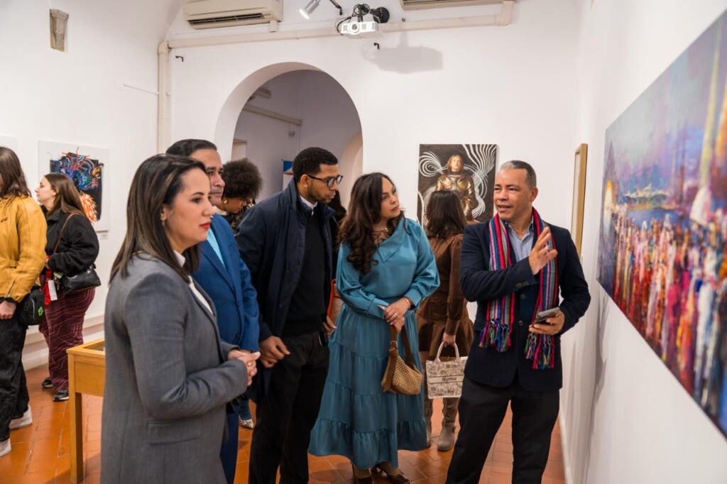 La exhibición fue inaugurada el 20 de noviembre de 2025 y cerró el 10 de enero, tras permanecer abierta durante dos meses.