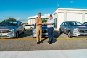 Ministerio de Defensa entrega flotilla de vehículos a DIGEV para fortalecer la formación de conductores