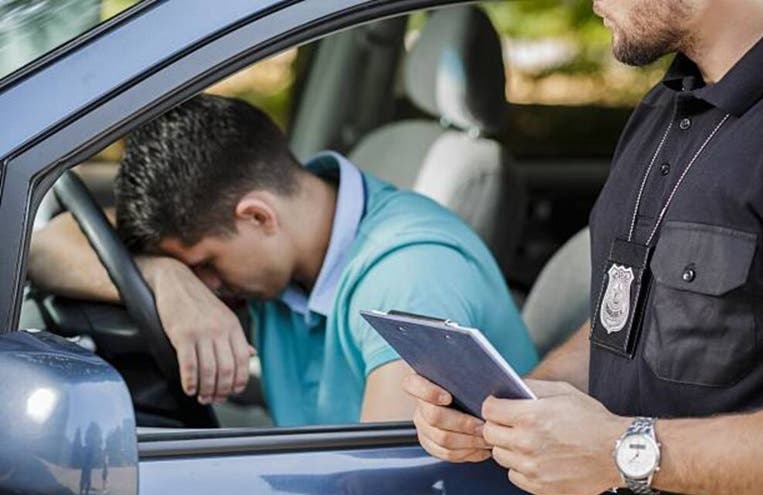 Conductores en NY enfrentarán sanciones más severas en 2026