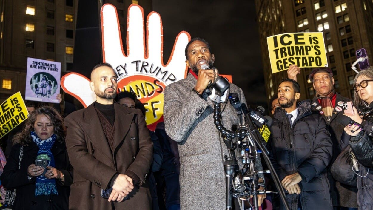 Defensor Público NYC advierte “Inmigración viene para la Gran Manzana”