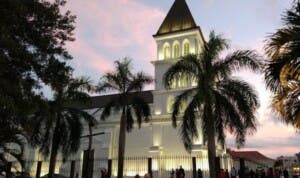 Afrontando la guerra: La Iglesia aboga por la paz y la comprensión