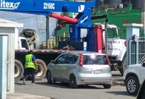 Minutos que pueden matar: Caos vial pone en riesgo a pacientes que llegan al hospital Vinicio Calventi
