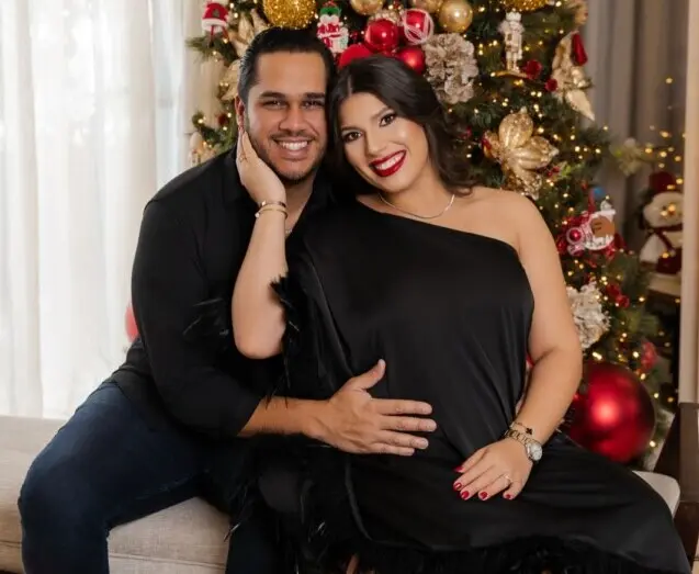 Juan Carlos Pichardo da la bienvenida a su bebé Juan Manuel: «Es promesa, milagro y bendición»