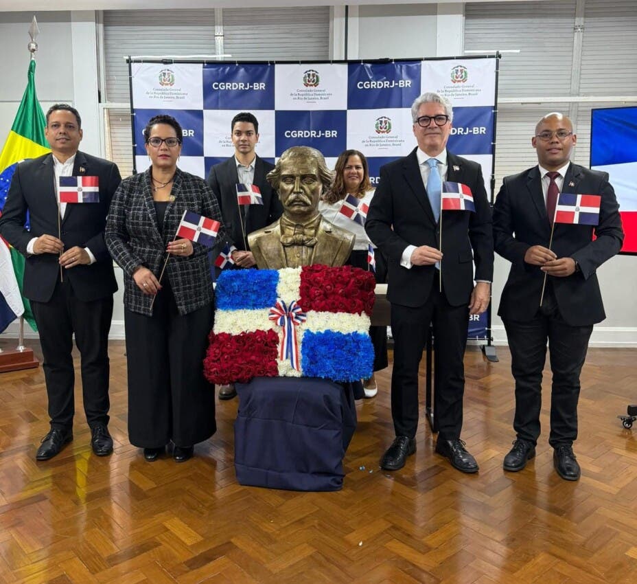 Dominicanos en Brasil celebran el natalicio del Padre de la Patria