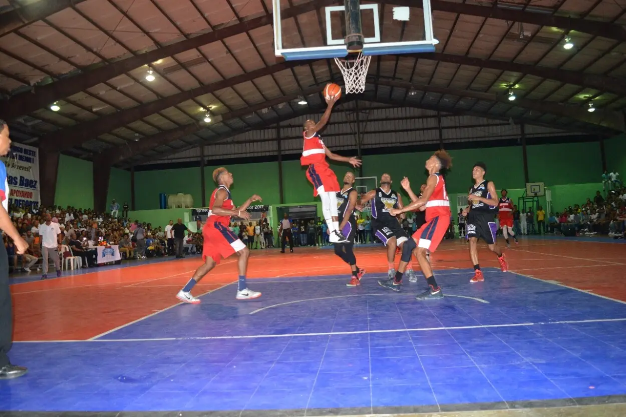Inicia esta tarde la final del baloncesto Santo Domingo Oeste