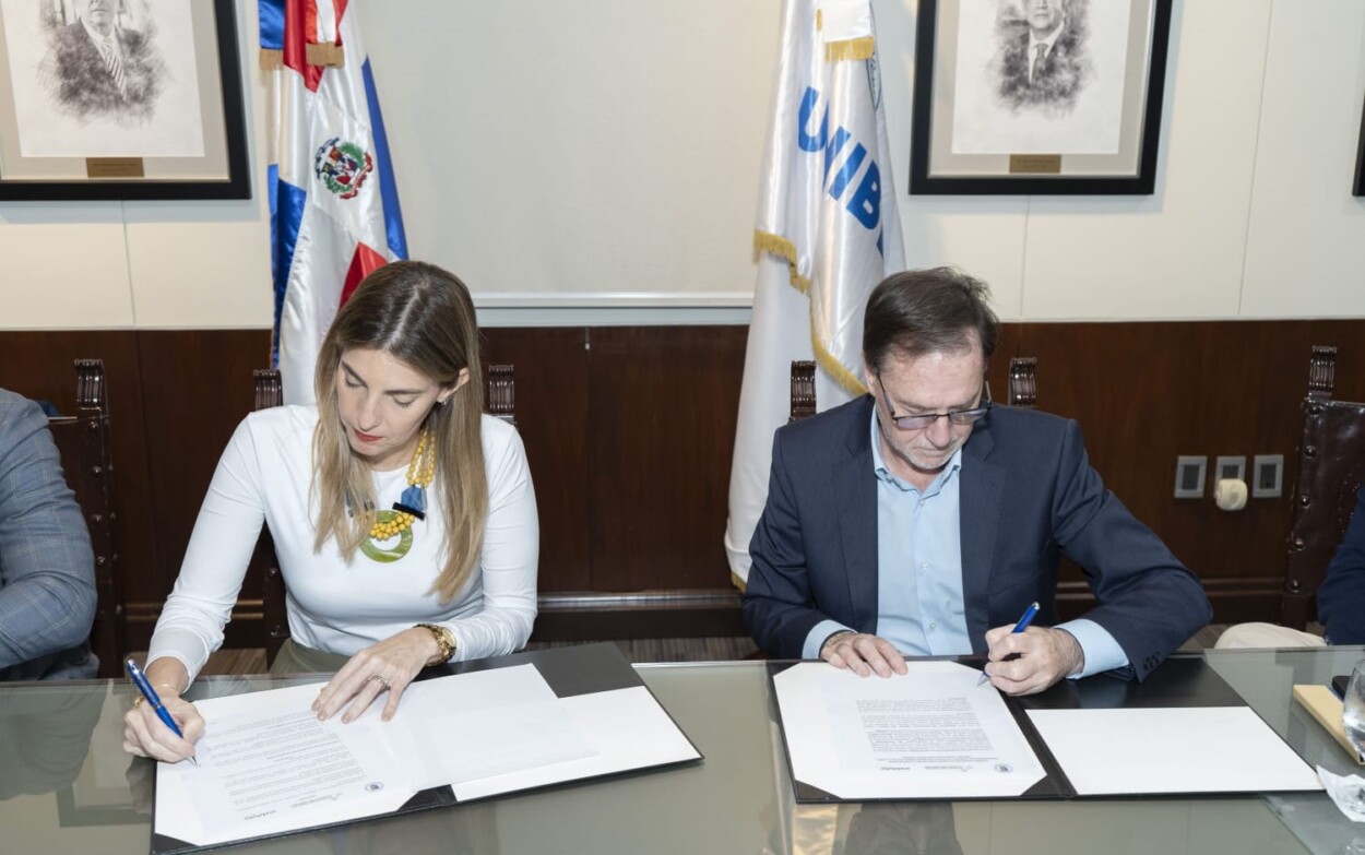 Unibe y Fundación Iberoamericana fortalecen el talento en seguros mediante alianza estratégica