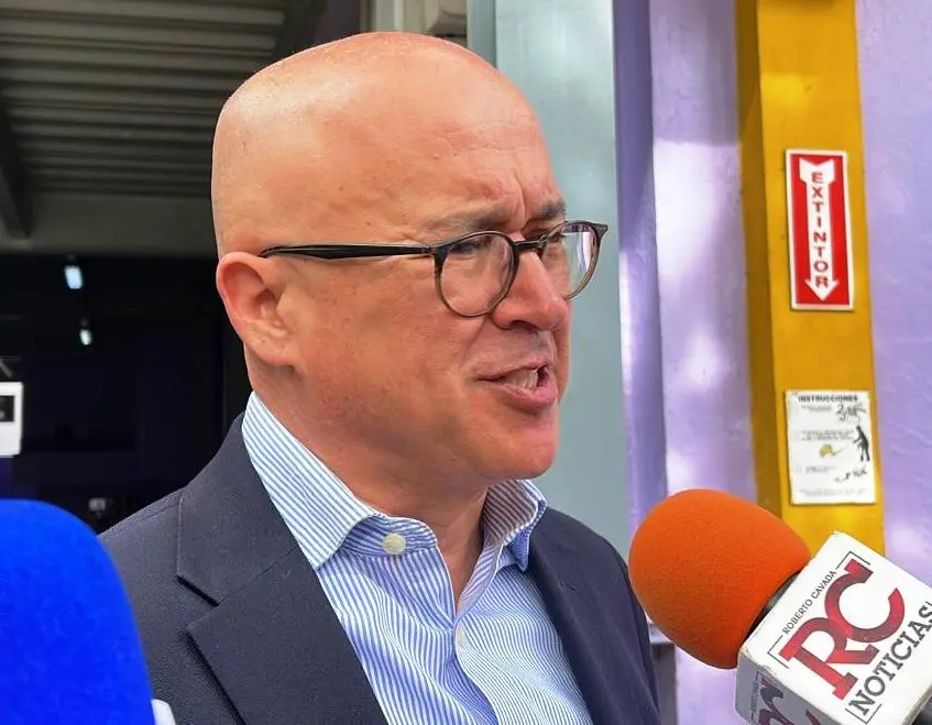 Domínguez Brito afirma que el Gobierno del PRM carece de rumbo y planificación