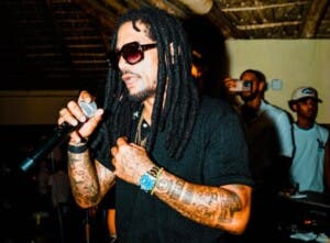 Vakeró denuncia trato inhumano a su hijo en centro de salud