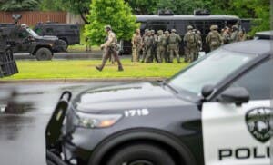 Gobierno Trump acusa a la mujer abatida en Minnesota de «terrorismo doméstico»