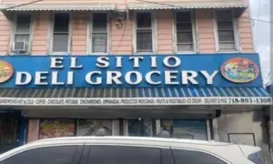 Policía ofrece recompensa tras violento robo a mano armada en bodega del Bronx