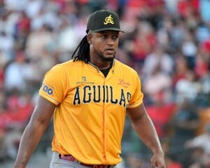 De la Cruz con dominio absoluto conduce a las Águilas sobre Leones