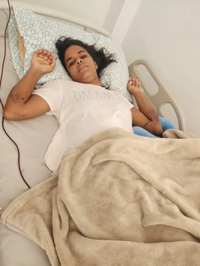 Se recupera mujer herida de balas junto a sus hijos en la noche del 24 de diciembre pasado en Villa Fundación de Baní