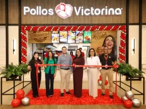 Pollos Victorina inaugura nueva sucursal en Ágora Santiago Center
