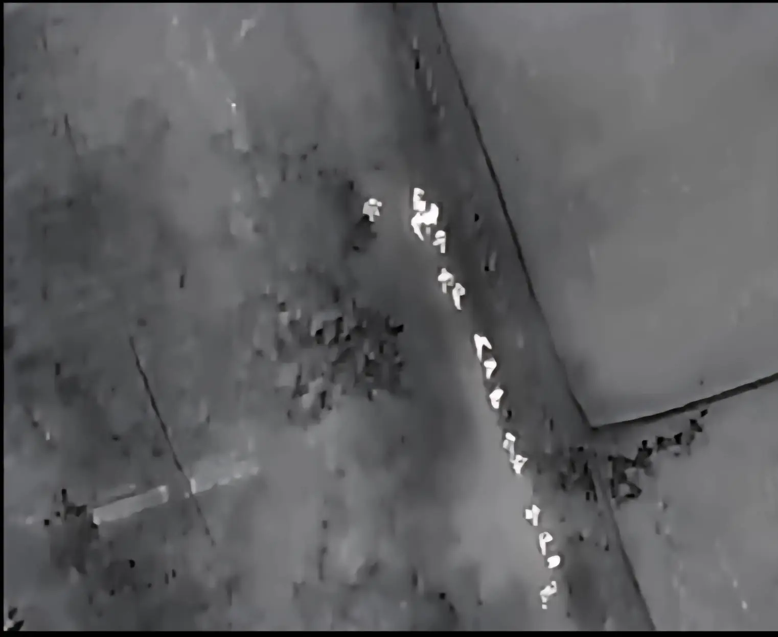 Ejército localiza con drones 16 haitianos indocumentados en una vivienda en construcción en Dajabón