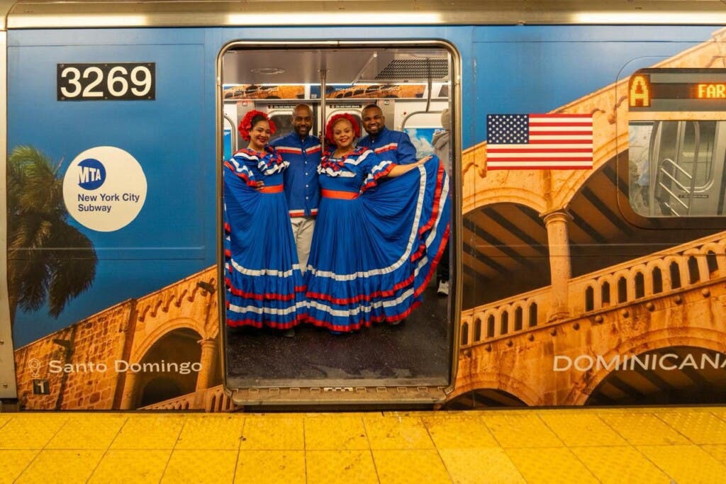 Collado, lanzó este viernes la nueva ruta promocional en la Línea A del tren de Nueva York, una acción emblemática que recorrió todo Manhattan