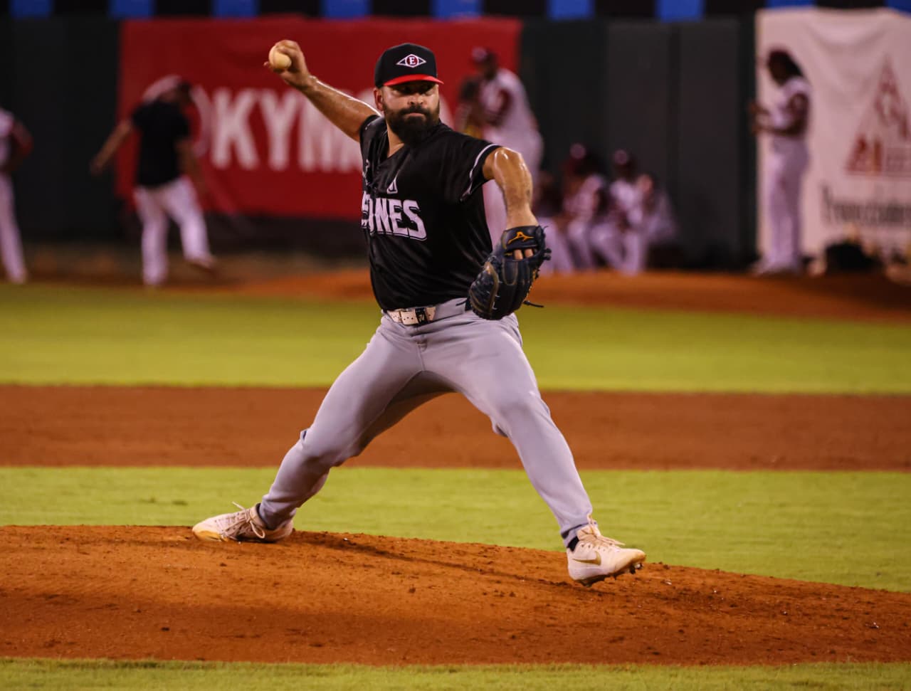 Leones del Escogido clasifican la final con triunfo sobre Gigantes