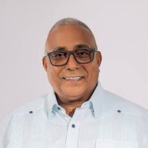 Alcalde denuncia cobros ilegales de bomberos en Pedro Brand