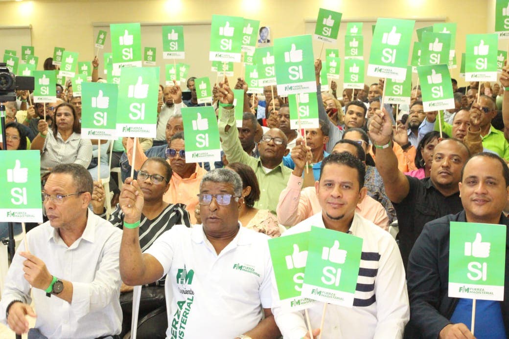 Fuerza Magisterial realiza masiva asamblea nacional en la sede de la ADP