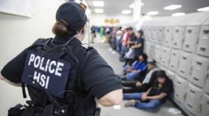 ICE planea nuevo centro de detención en Nueva York mientras aumentan arrestos y deportaciones