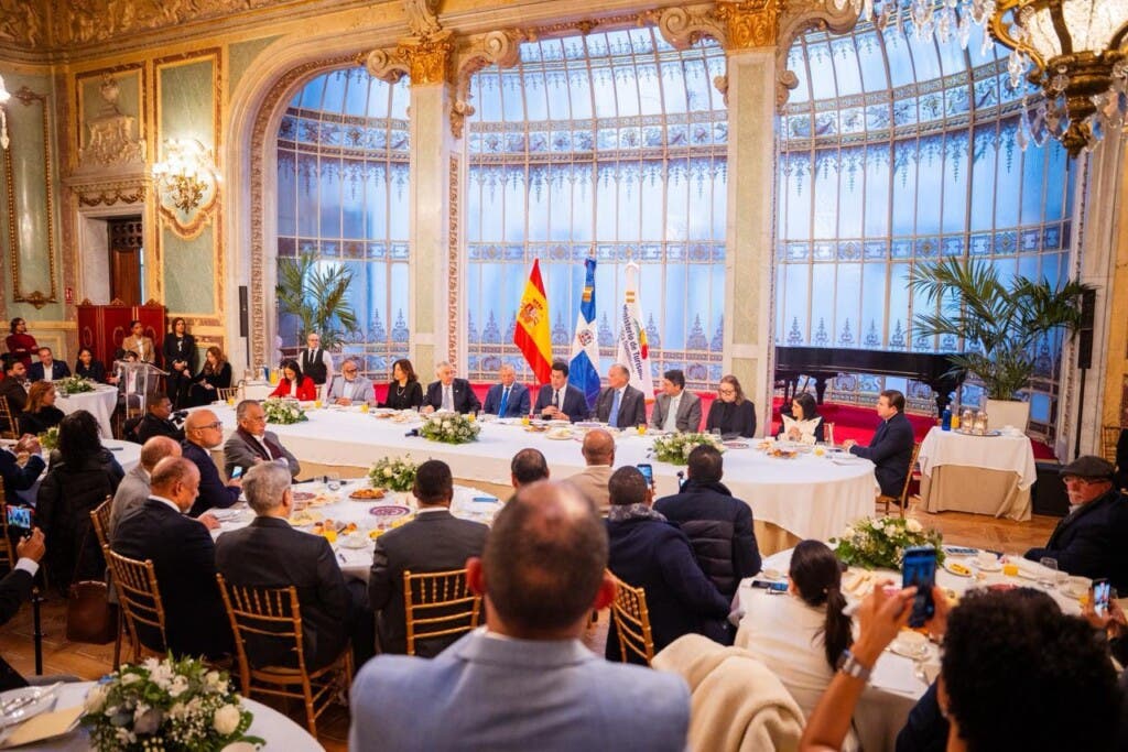 República Dominicana refuerza su liderazgo turístico en FITUR con inversiones récord