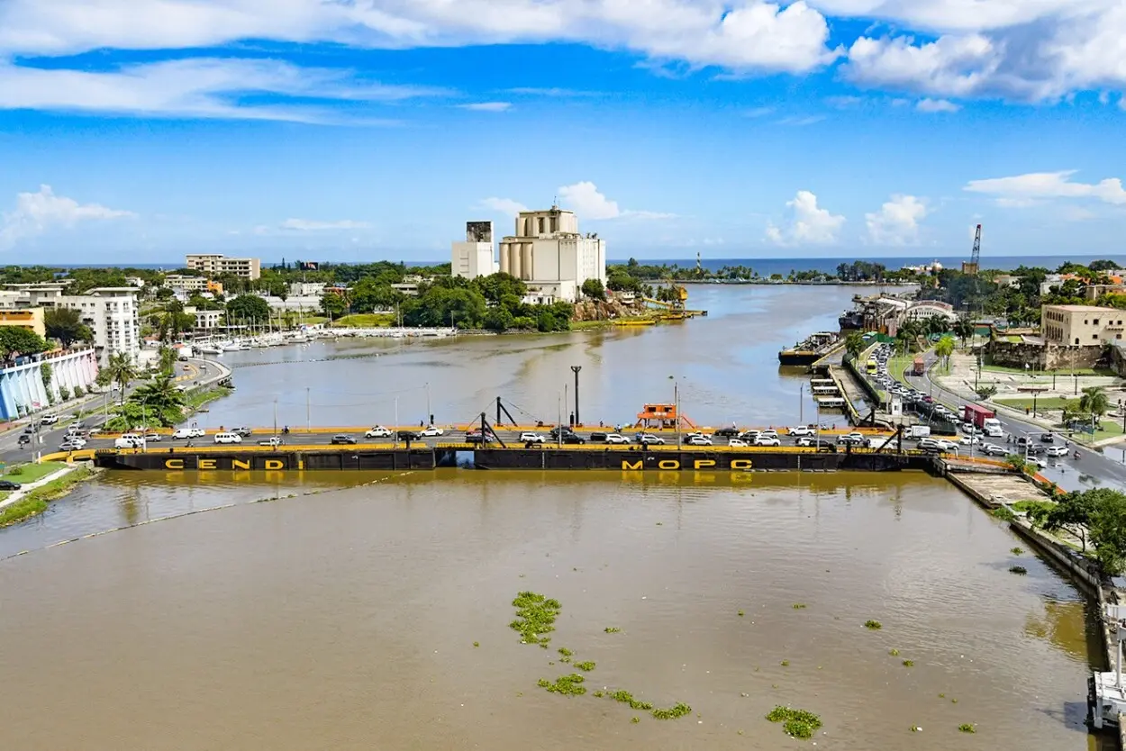 Obras Públicas cerrará el Puente Flotante por dos horas este sábado