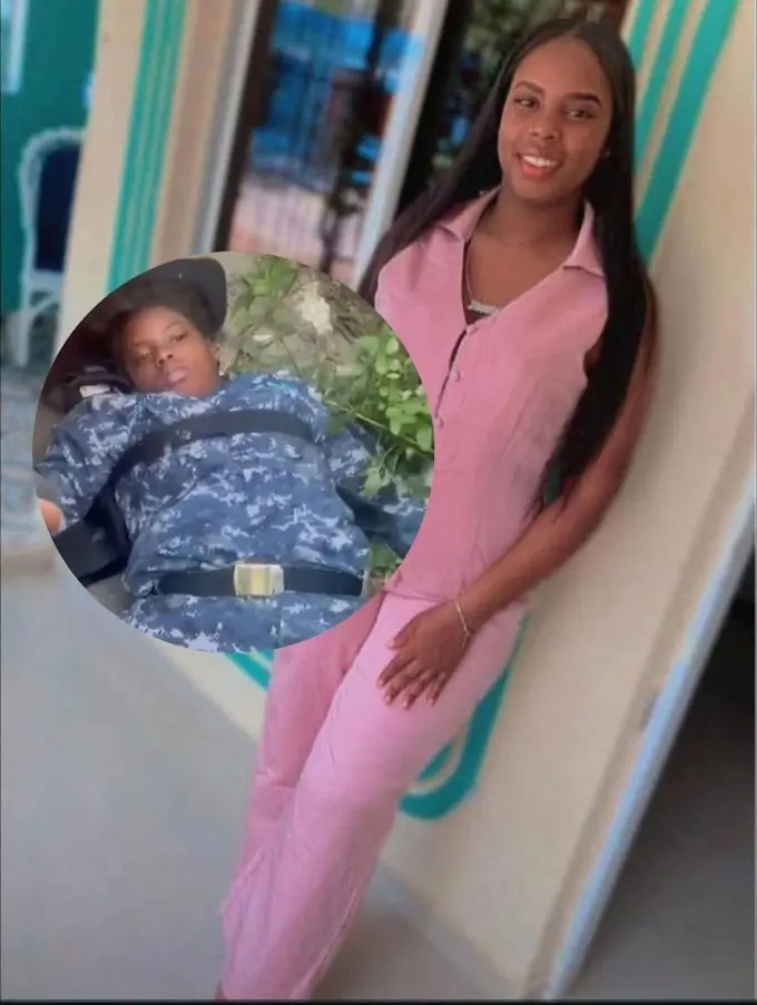 Muere una policia tras caer de guagua en Santo Domingo Norte