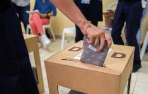 ¿Se ha transformado la política en un modelo de negocio extractivo?