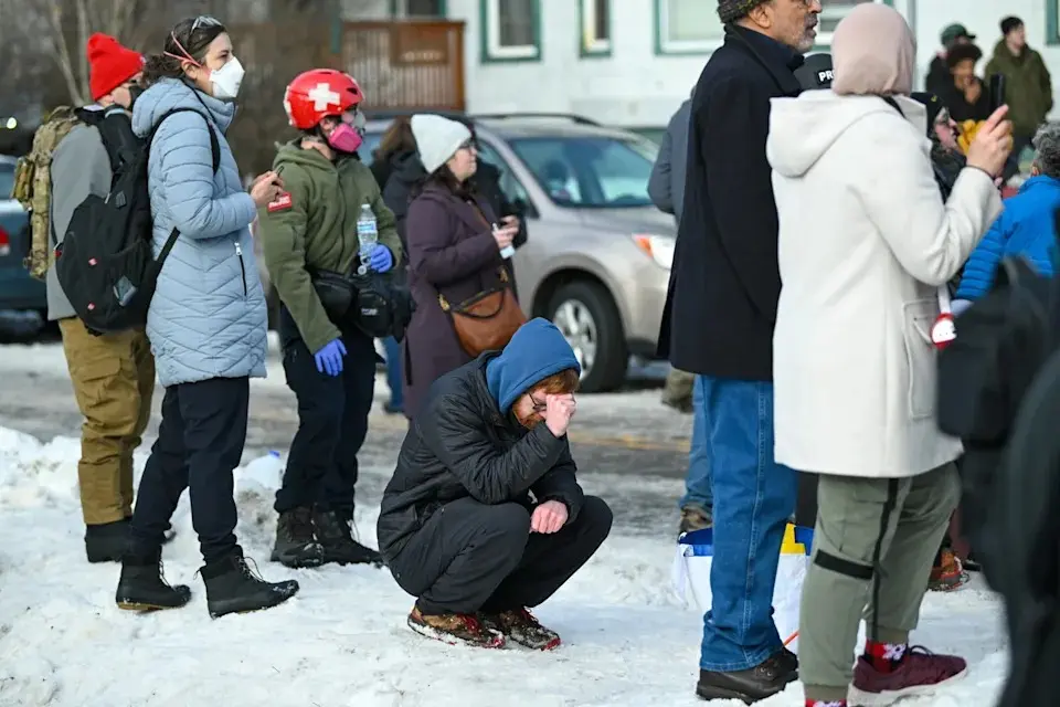 Alcalde de Nueva York dice que ICE «asesinó» a la mujer abatida en Mineápolis