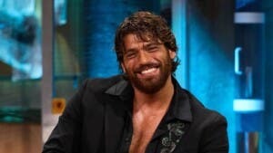 El actor turco Can Yaman, brevemente detenido en Estambul, niega posesión de drogas