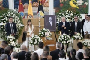 Colombia despide en varias ciudades a las 15 víctimas del accidente aéreo de Satena