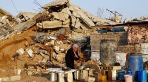 Múltiples ataques israelíes en Gaza causan 32 muertos, entre ellos al menos 7 niños